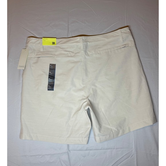 All in‎ Motion Mens Golf Shorts Beige Flat Front Performance Stretch Size 38 - Picture 4 of 4